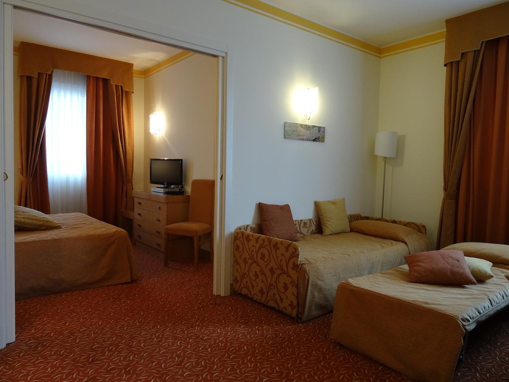 Hotel Roma Cividale Del Friuli Ruang foto